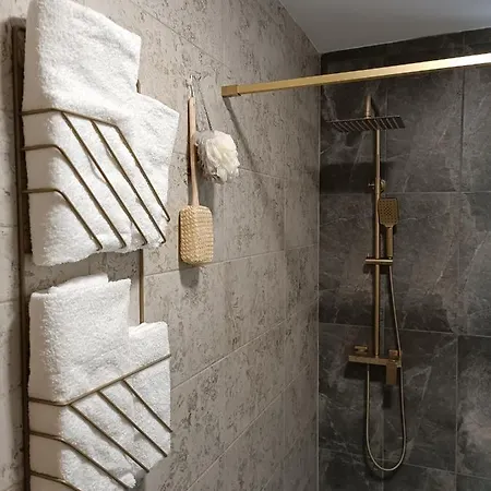 Stone - Terra يايتشه